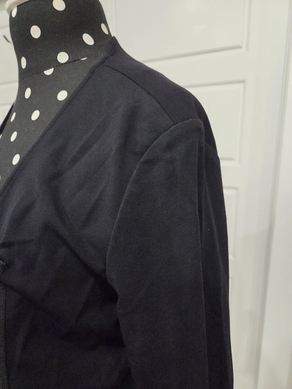 Helios & Luna contemporary black